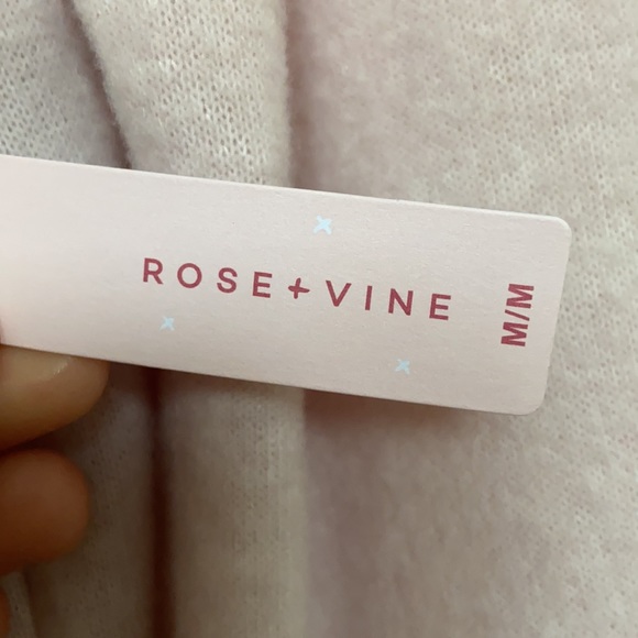 Rose + Vine light pink hooded  loungewear/ PJ set in size M - Picture 6 of 14